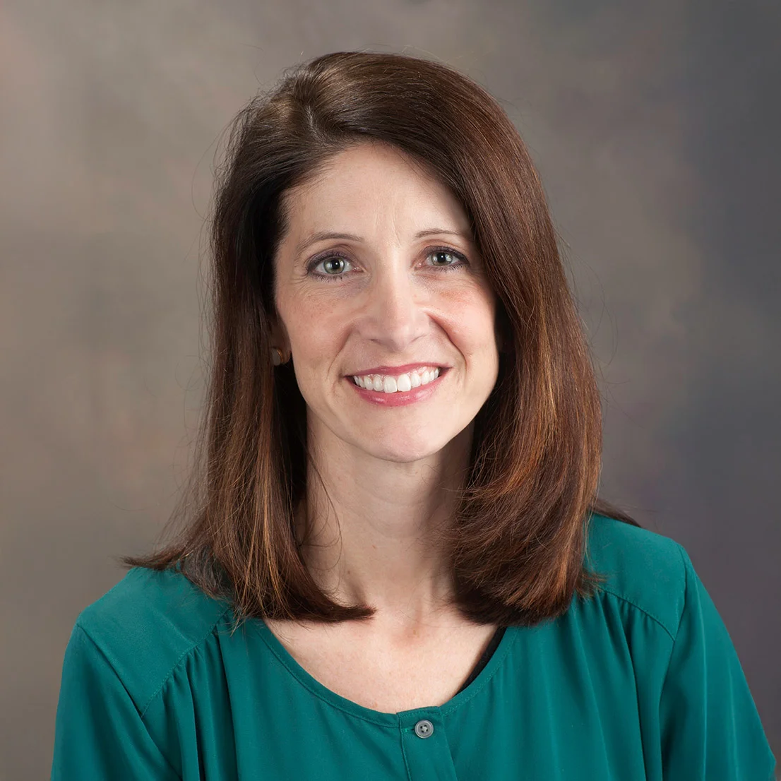 Headshot of Angie Cain