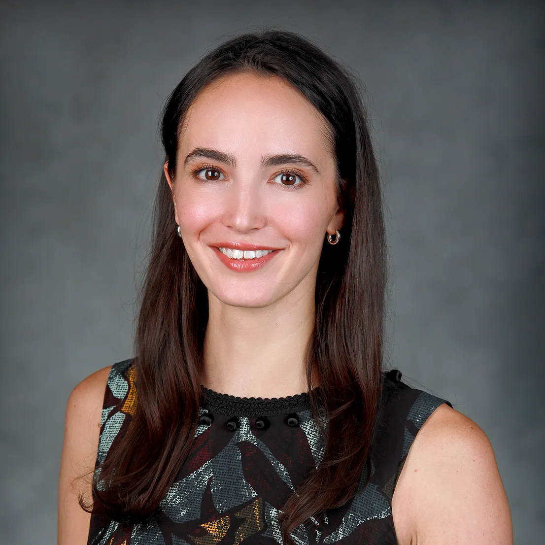 Ashley Schlafstein headshot.